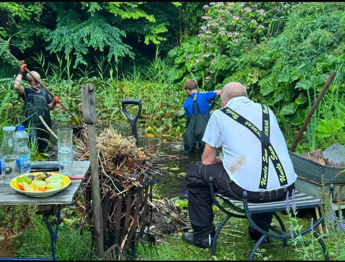 Team von Gartenservice Brandt bei der Arbeit